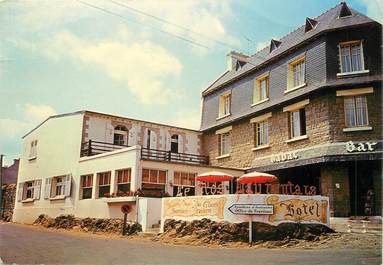  / CPSM FRANCE 22 "Saint Laurent de la Mer, hôtel bar tabacs, Le Clos Tarentais"