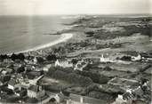 22 Cote D'armor  / CPSM FRANCE 22 "Le vieux Bourg, la plage vers Cap Frehel"