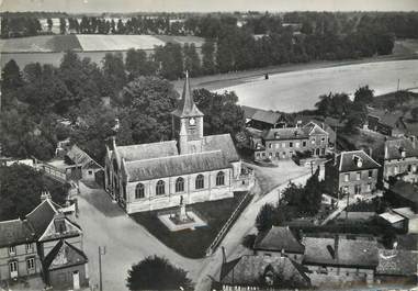  / CPSM FRANCE 76 "Isneauville, place de l'église"