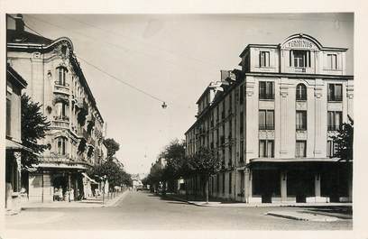 / CPSM FRANCE 01 "Bourg, rue Alphonse Bodin"