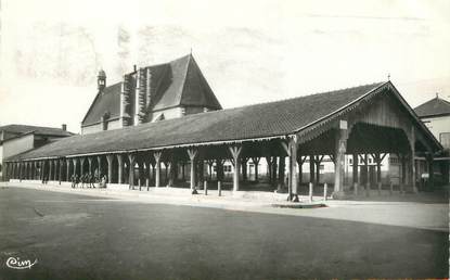 / CPSM FRANCE 01 "Châtillon sur Chalaronne, les Halles"