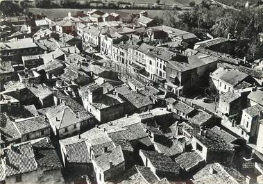 / CPSM FRANCE 13 "Barbentane, vue d'ensemble sur le cours et la mairie"