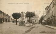 71 SaÔne Et Loire / CPA FRANCE 71 "Chauffailles, place du Monument"