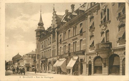 / CPA FRANCE 68 "Saint Louis, rue de Huningue"