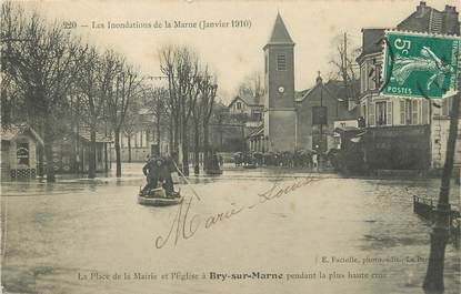 / CPA FRANCE 94 "Bry sur Marne, la place de la mairie" / INONDATIONS