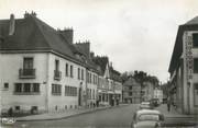 27 Eure / CPSM FRANCE 27 "Louviers, rue du Maréchal Foch vers le S.I"