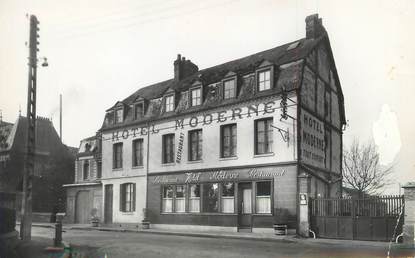 / CPSM FRANCE 27 " Pont Audemer, place de la gare"