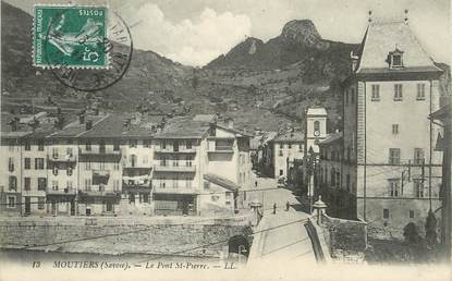 / CPA FRANCE 73 "Moutiers, le pont Saint Pierre"