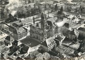 68 Haut Rhin / CPSM FRANCE 68 "Guebwiller, vue aérienne sur le centre de la ville et l'église"