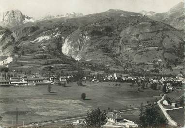 / CPSM FRANCE 73 "Bourg Saint Maurice, vue générale et le Roignals"