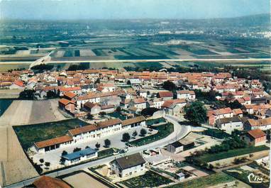 / CPSM FRANCE 78 "Bouafles, vue panoramique aérienne, au premier plan, le groupe scolaire"