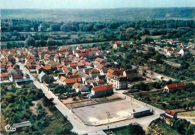 / CPSM FRANCE 78 "Guernes, vue aérienne" / STADE