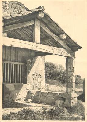 / CPSM FRANCE 04 "Moustiers Sainte Marie, porche de la chapelle"