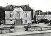 / CPSM FRANCE 72 "Solesmes, la mairie poste"