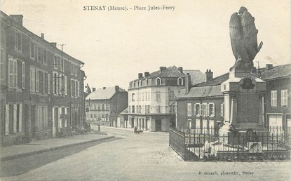 / CPA FRANCE 55 "Stenay, place Jules Ferry"