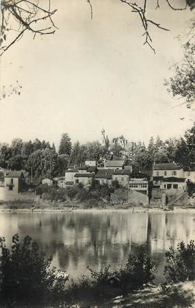 / CPSM FRANCE 01 "Neuville sur Ain, les bords de l'Ain et le château de la tour"