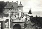 74 Haute Savoie / CPSM FRANCE 74 "Thonon les Bains, la place du château et le lac Léman"