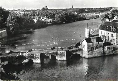 / CPSM FRANCE 56 "Auray Saint Goustan, le vieux pont"