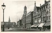 59 Nord / CPSM FRANCE 59 "Cambrai, place, hôtel de ville et église"