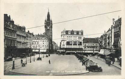 / CPSM FRANCE 59 "Douai, la place d'Armes"