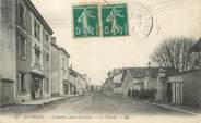 38 Isere / CPA FRANCE 38 "Bourgoin, l'avenue Alsace Lorraine, la caserne"