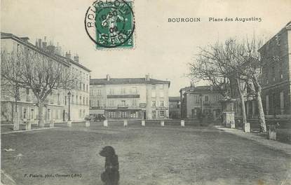 / CPA FRANCE 38 "Bourgoin, place des Augustins "