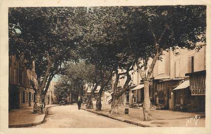 / CPA FRANCE 13 "Chateaurenard, cours Carnot"
