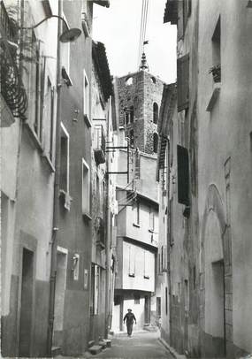 / CPSM FRANCE 13 "Arles, la rue Saint Sauveur"