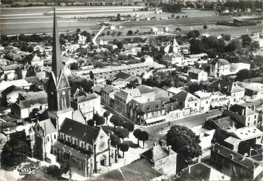 CPSM FRANCE 51 "Mourmelon le Grand, centre et Eglise"