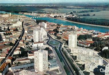 CPSM FRANCE 71 "Macon, vue panoramique aérienne"