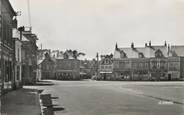 76 Seine Maritime / CPSM FRANCE 76 "auffay, place Carnot"