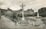 76 Seine Maritime / CPSM FRANCE 76 "Cany Barville, le jardin public et le groupe scolaire"