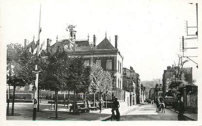 / CPSM FRANCE 76 "Caudebec les Elbeuf, la mairie"