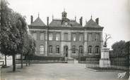 76 Seine Maritime / CPSM FRANCE 76 "Caudebec les Elbeuf, l'hôtel de ville"