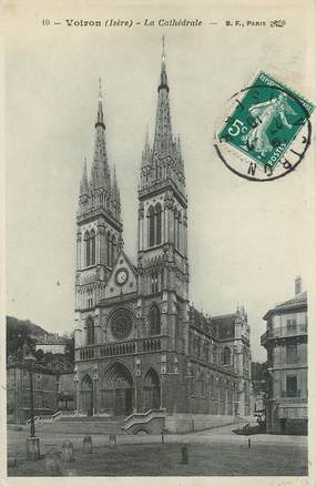 CPA FRANCE 38 "Voiron, la cathédrale"