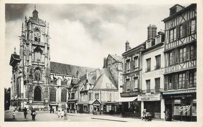 / CPSM FRANCE 76 "Elbeuf, l'église Saint Jean"