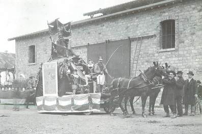 / CPSM FRANCE 52 "Saint Dizier à la belle époque, un char fleuri" / ATTELAGE