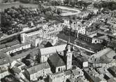 55 Meuse / CPSM FRANCE 55 "Commercy, vue aérienne, église Saint Pantaléon et le château"