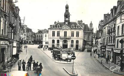 / CPSM FRANCE 56 "Auray, place de la République"