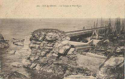 / CPA FRANCE 56 "Ile de Groix, le grippe et Port Tudy"