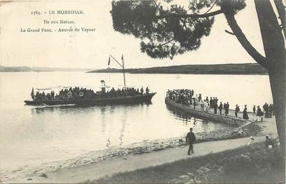 / CPA FRANCE 56 "Ile aux moines, le grand pont, arrivée du vapeur"