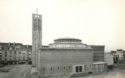 / CPSM FRANCE 56 "Lorient, église Notre Dame de Victoire"