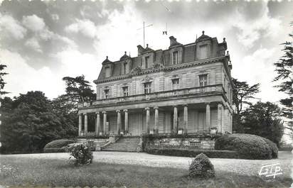 / CPSM FRANCE 33 "Bégadan, château la tour de By"