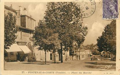 / CPA FRANCE 85 "Fontenay le Comte, place du marché"