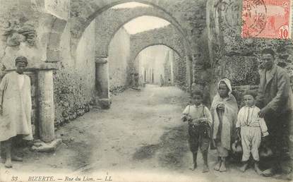 CPA TUNISIE "Bizerte, rue du Lion"