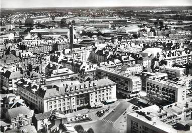 / CPSM FRANCE 56 "Lorient, la place aristide Briand"