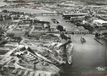 / CPSM FRANCE 56 "Lorient, vue aérienne, le chenal"