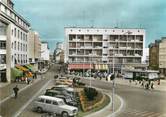 56 Morbihan / CPSM FRANCE 56 "Lorient, la place aristide Briand en plein centre" / AUTOMOBILE