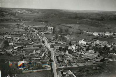 / CPSM FRANCE 27 "Garennes sur Eure, vue générale aérienne"