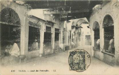 CPA TUNISIE "Tunis,  souk des Pantoufles"